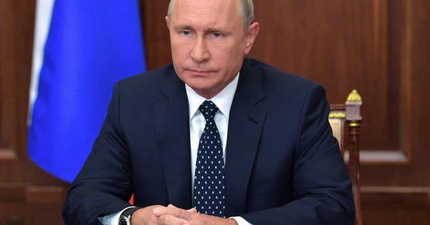 Путин заявил, что российскую экономику спасли от кризиса