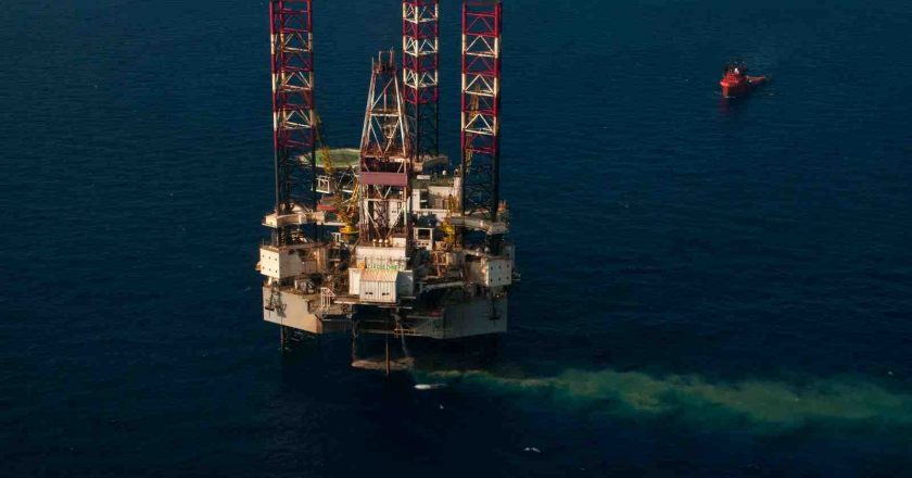 Нефть подешевеет до $10 из-за конкуренции