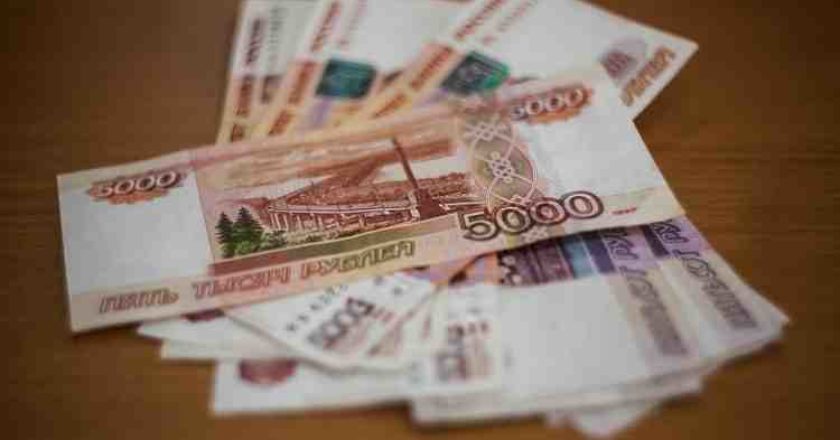 Половина россиян получает меньше 35 тысяч