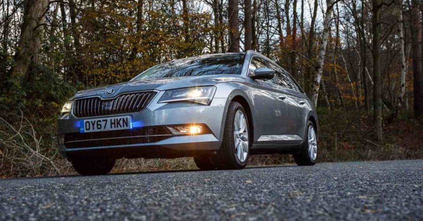 Skoda Superb Многодетные семьи просят льготы на автомобили бизнес-класса
