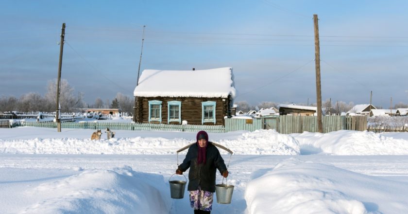 Депутаты решили не облагать деревенских бабушек налогом