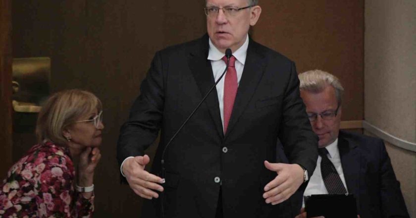 Кудрин раскритиковал прогноз роста доходов