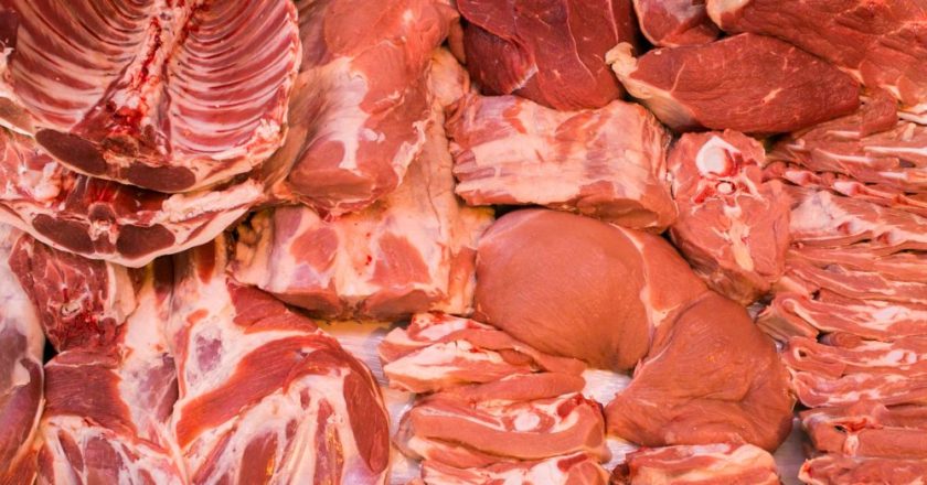 Россиянам не хватает денег на мясо