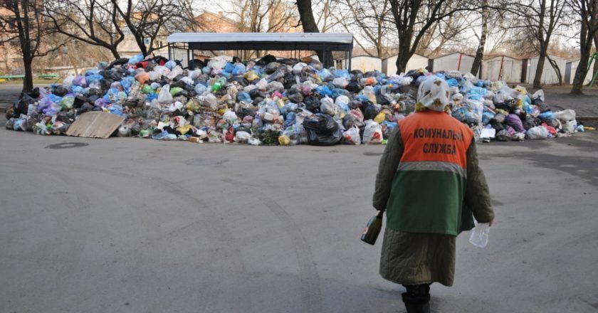 Эксперты прокомментировали аномальный долг дворника