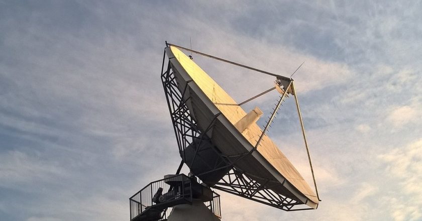 Спецслужбы взяли под контроль спутниковый интернет