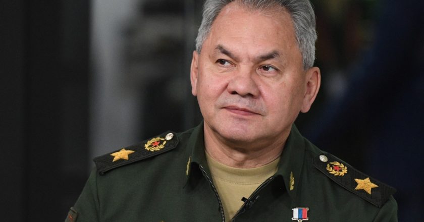 Шойгу пообещал поставить в армию 400 новых вертолетов