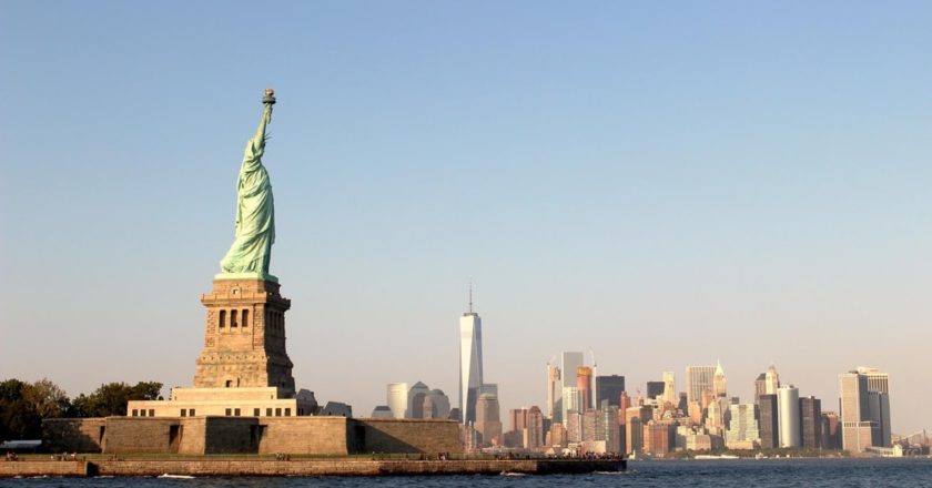 Уехать в США будет сложнее