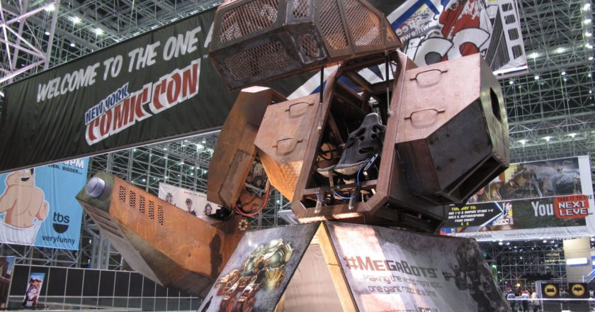 Россиянин купил боевого робота MegaBots за $170 тыс.