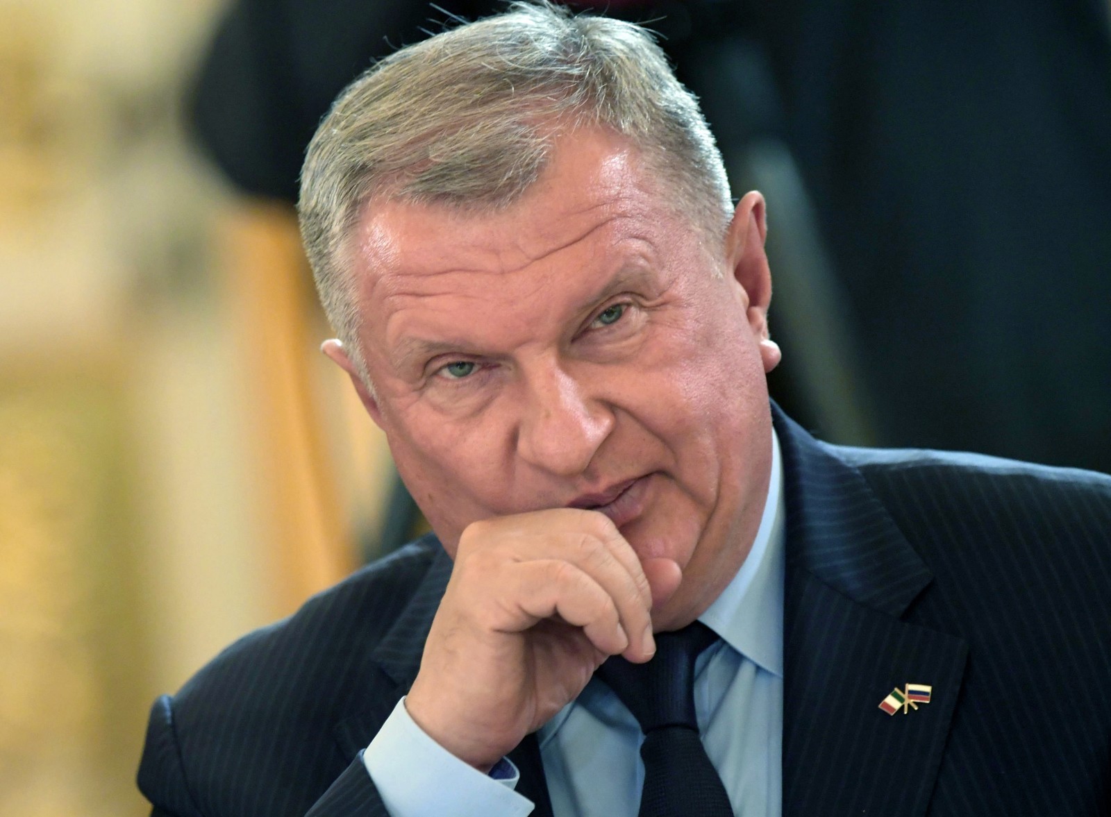 Сечин предсказывает мировую валютную войну