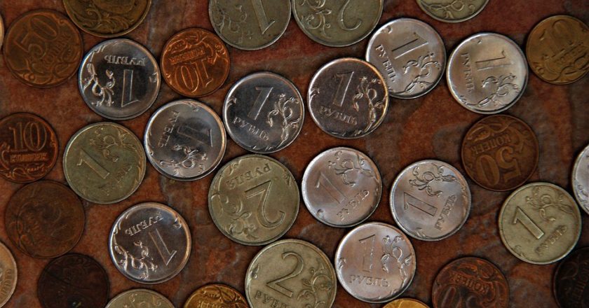 Россияне начали активнее делать сбережения на старость