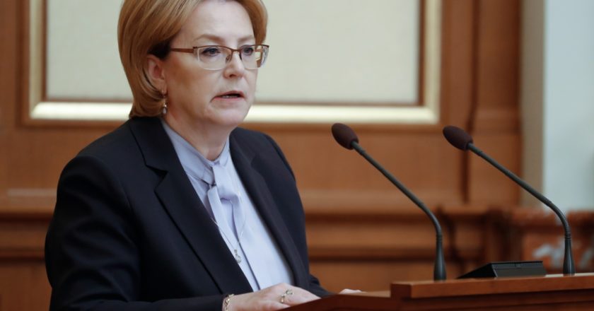 Скворцова назвала средние зарплаты врачей