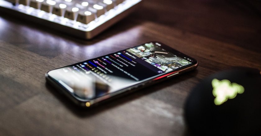 Россияне стали больше покупать через интернет