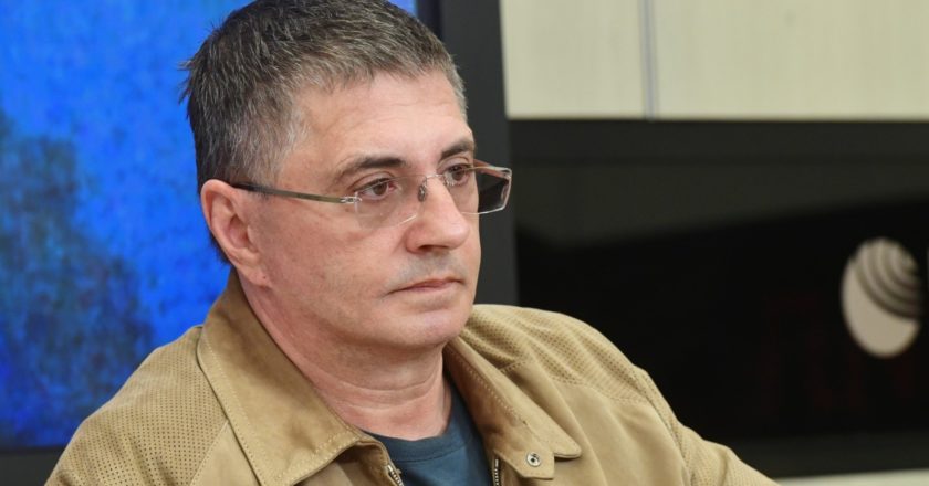 Врач Александр Мясников. Владимир Трефилов / РИА Новости