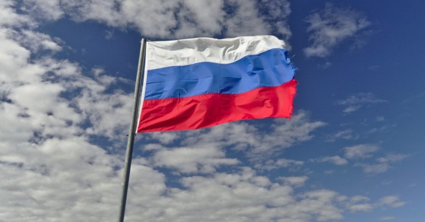Снятие санкций с России нанесло бы удар по ее экономике — эксперт
