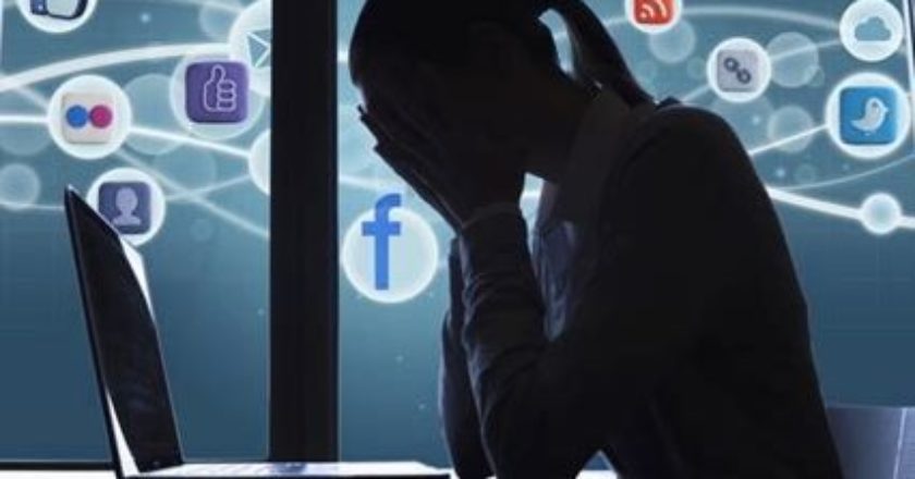 Большинство россиян сталкивается с угрозами в Сети