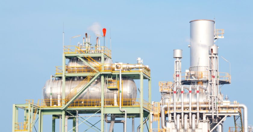 Нефтяной договор может обвалить рубль