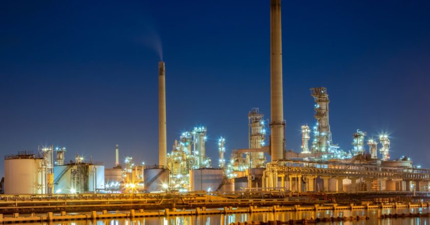 Коронавирус может обвалить цены на нефть