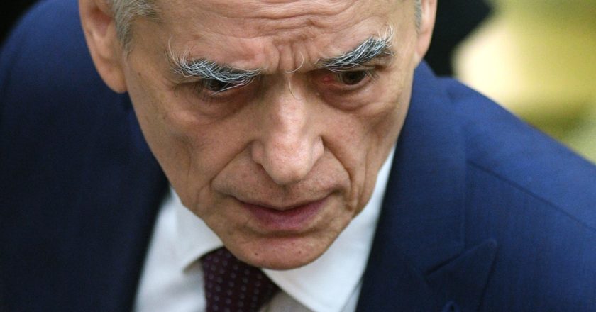 Первый заместитель председателя комитета Государственной Думы РФ по образованию и науке Геннадий Онищенко. Рамиль Ситдиков / РИА Новости
