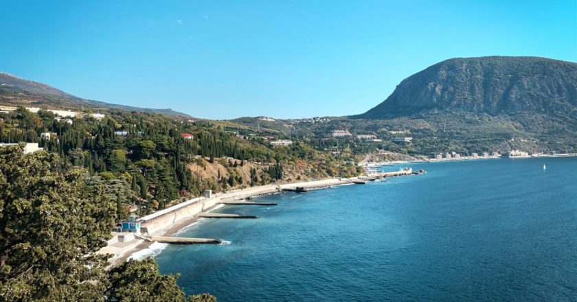 Побережье Черного моря в Республике Крым. Олеся Печенкина / РИА Новости
