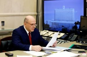 Председатель правительства РФ Михаил Мишустин проводит совещание в режиме видеоконференции. Дмитрий Астахов / РИА Новости