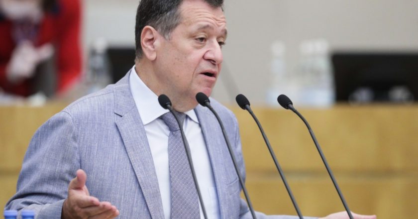 Председатель комитета Государственной Думы РФ по бюджету и налогам Андрей Макаров. Пресс-служба Государственной Думы РФ