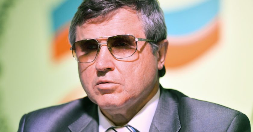 Первый заместитель председателя комитета ГД по образованию, депутат фракции КПРФ Олег Смолин. Владимир Астапкович / РИА Новости