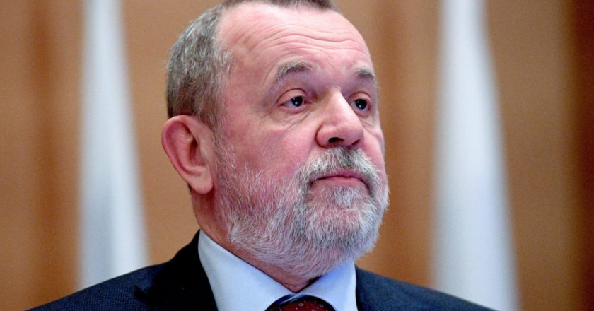 Председатель Фонда социального страхования РФ Андрей Кигим на заседании президиума Совета законодателей РФ при Федеральном Собрании РФ. Рамиль Ситдиков / РИА Новости