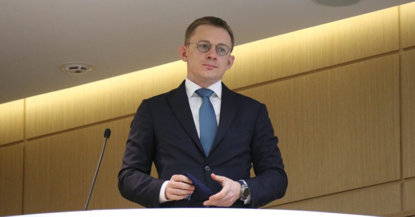 Статс-секретарь - заместитель министра финансов РФ Алексей Сазанов. Пресс-служба Совета Федерации РФ