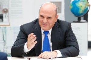 Председатель правительства РФ Михаил Мишустин во время посещения Физтех-лицея имени П. Л. Капицы в Долгопрудном. Дмитрий Астахов / РИА Новости