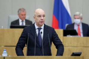 Министр финансов РФ Антон Силуанов выступает на пленарном заседании Государственной Думы РФ. Пресс-служба Госдумы РФ