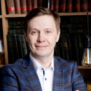 Валерий Ишназаров