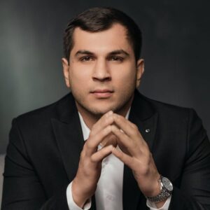 Владислав Егиян