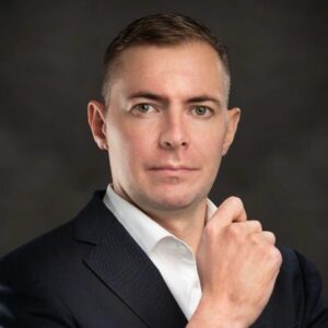 Константин Савиновский